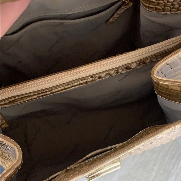 BRAHMIN NWT GOLD CREAM LEATHER BACKPACK - Picture 10 of 14